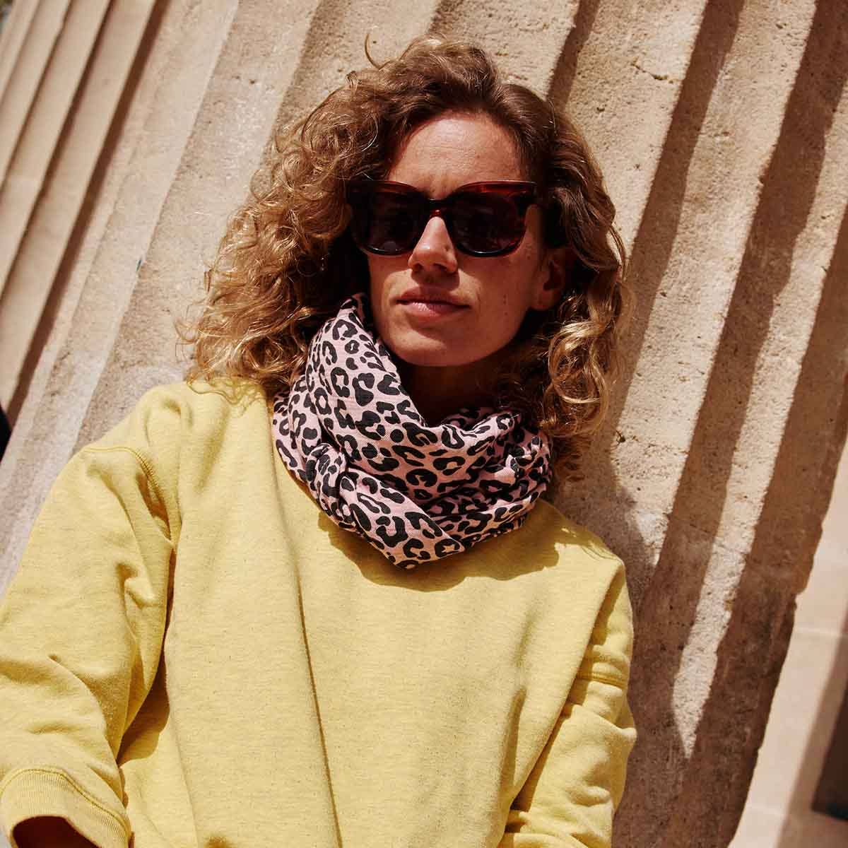 HALSTUCH - LEO + ERDBEERE 110x110