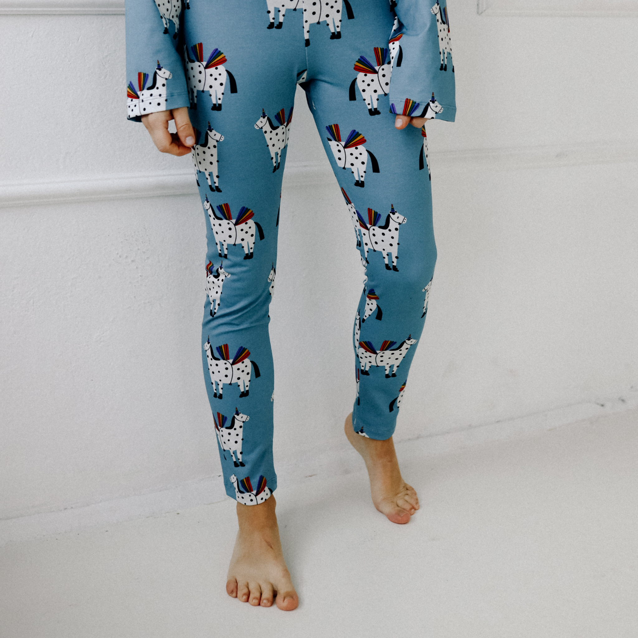 PFERDE AUF BLAU - LEGGINGS