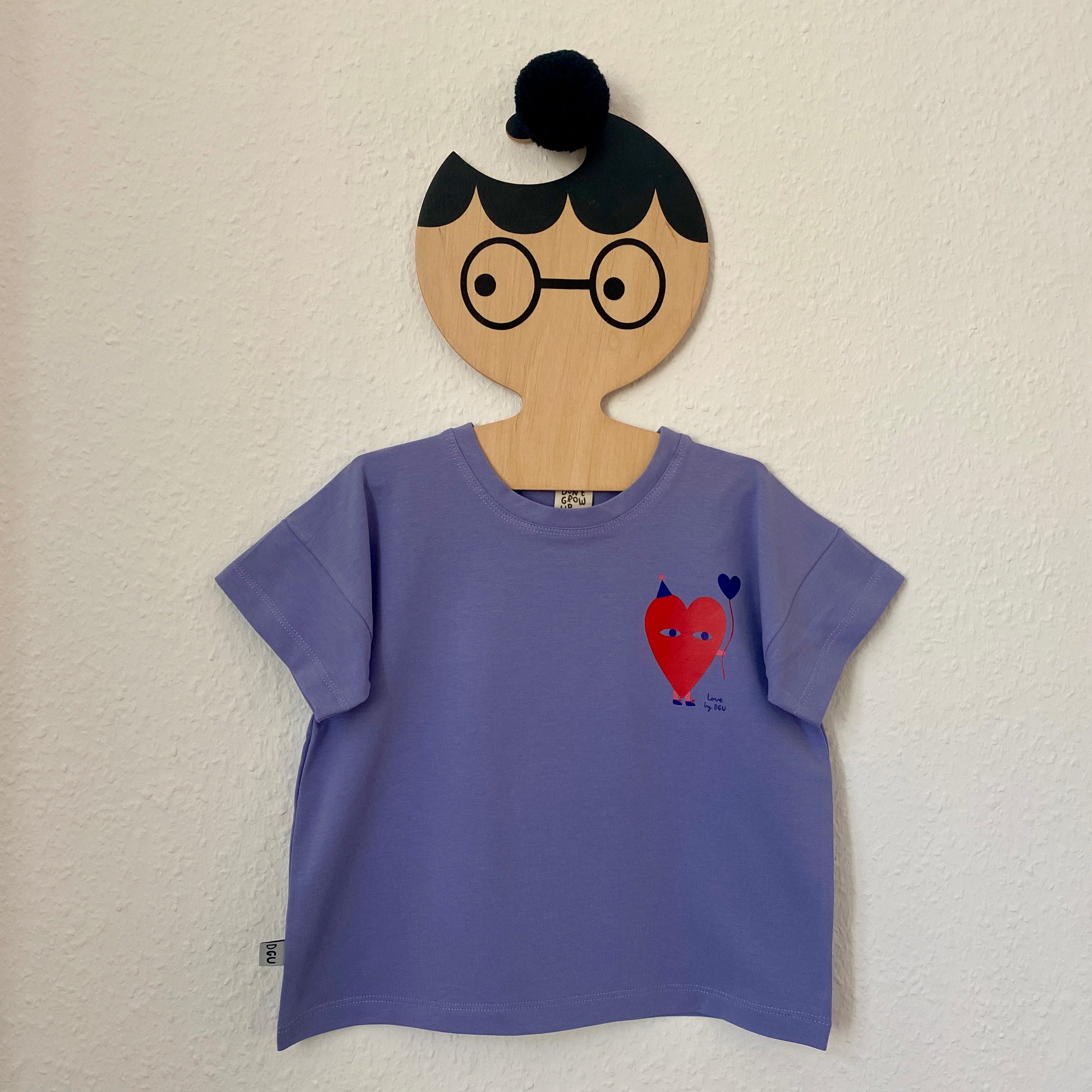 HERZ AUF LAVENDEL OVERSIZE SHIRT (LIEFERUNG CA. 14 TAGE)