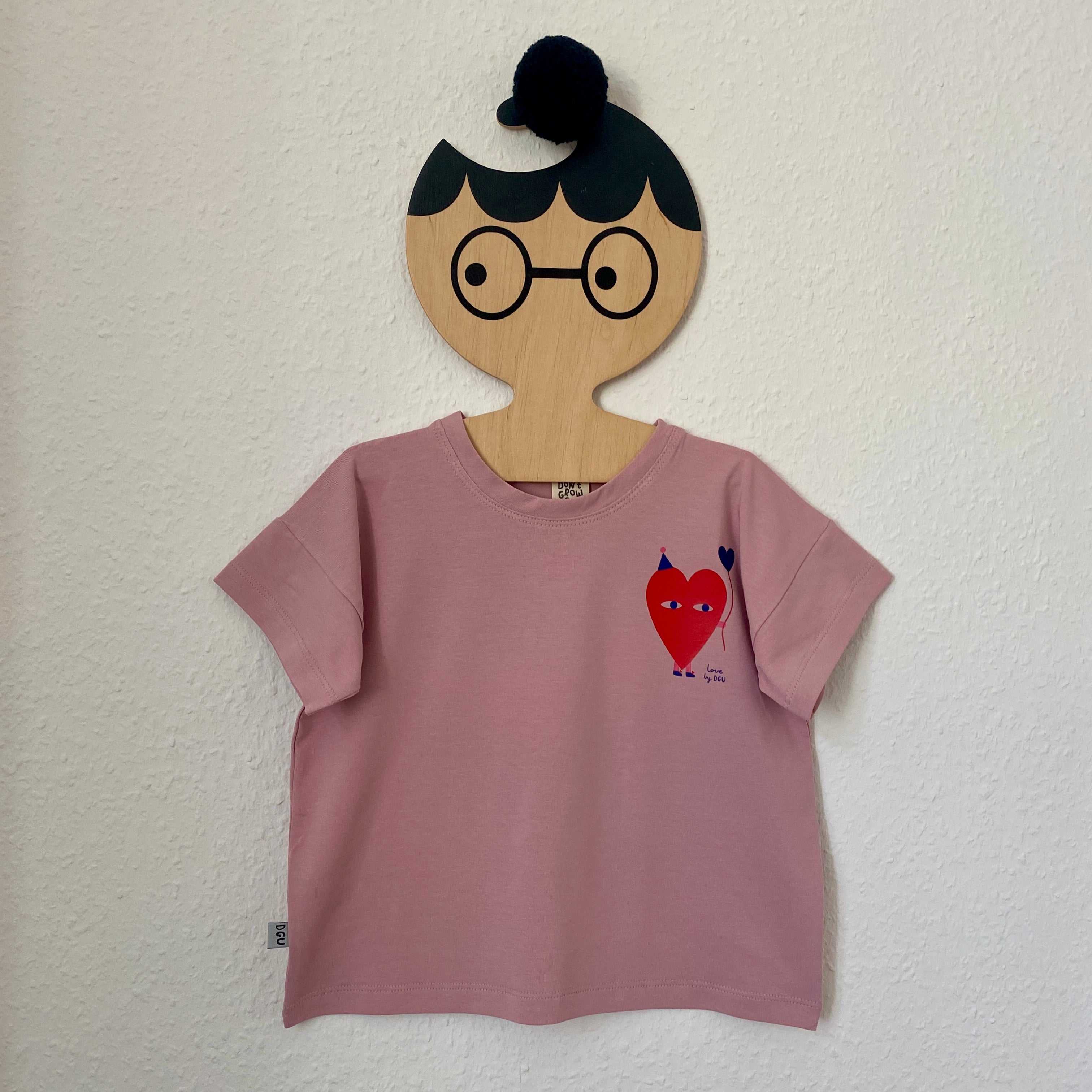 HERZ AUF ROSA OVERSIZE SHIRT (LIEFERUNG CA. 14 TAGE)