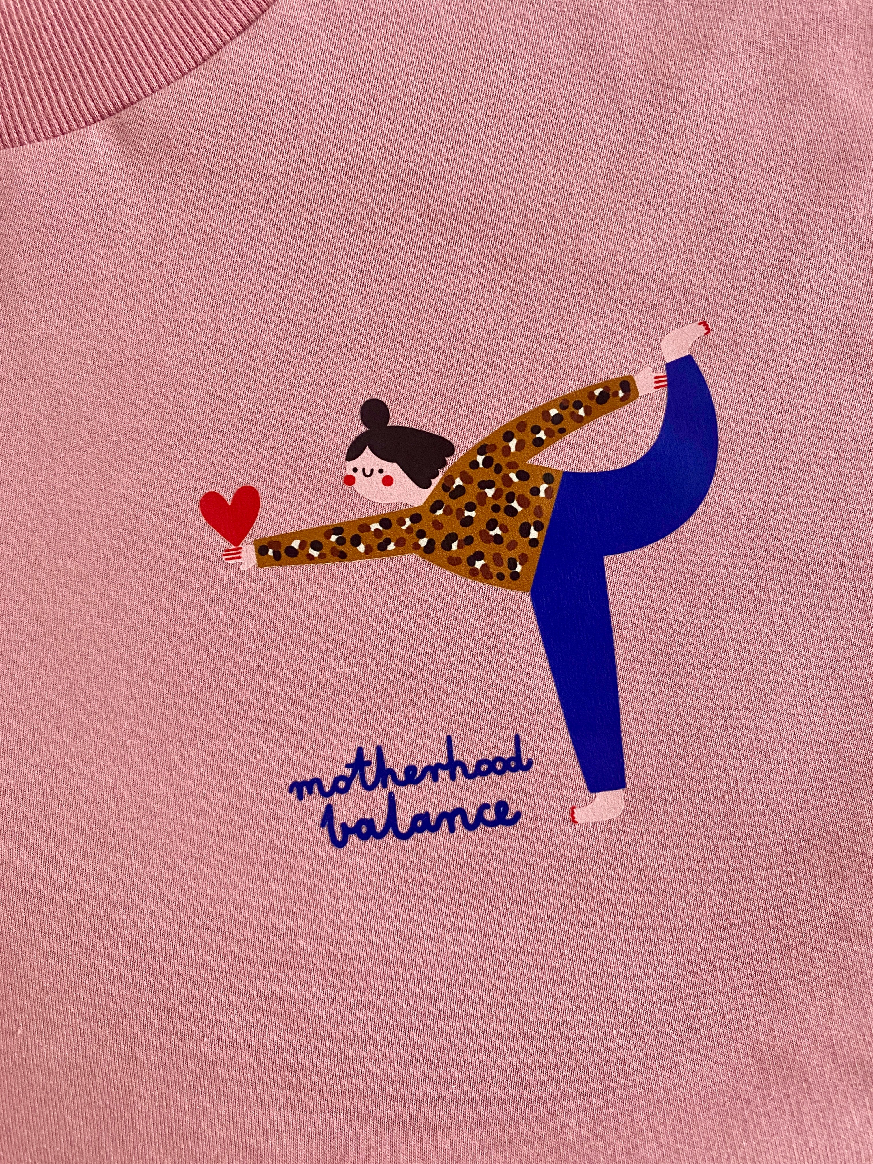 PRE ORDER - MOTHERHOOD BALANCE AUF ALTROSA - ERWACHSENEN SWEATSHIRT