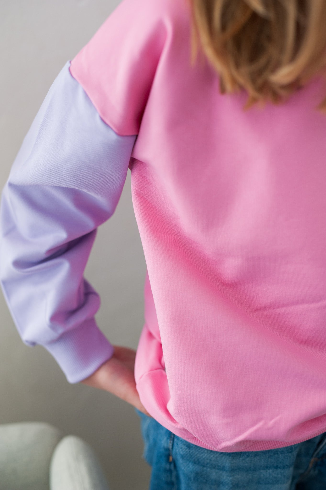 PINK COLOR BLOCKING SWEATSHIRT