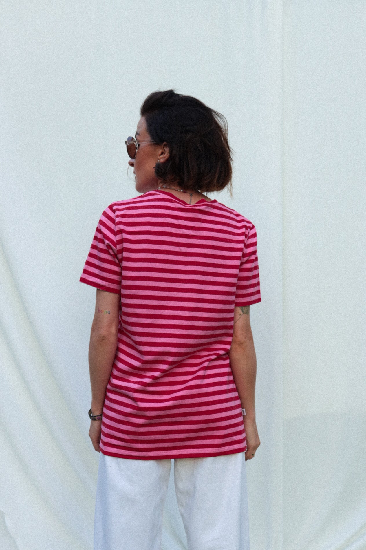 STREIFEN ROT + ROSA - ERWACHSENEN T-SHIRT (ANFERTIGUNG CA. 14 TAGE)