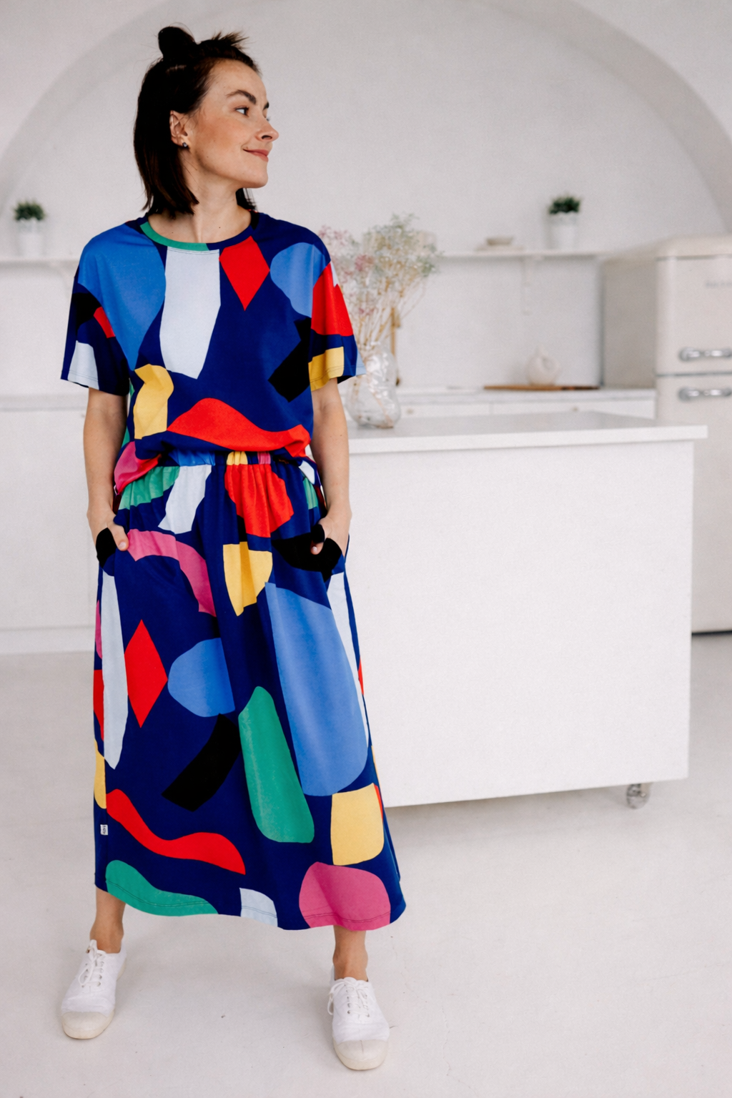 SHAPES OF JOY - BOXY T-SHIRT