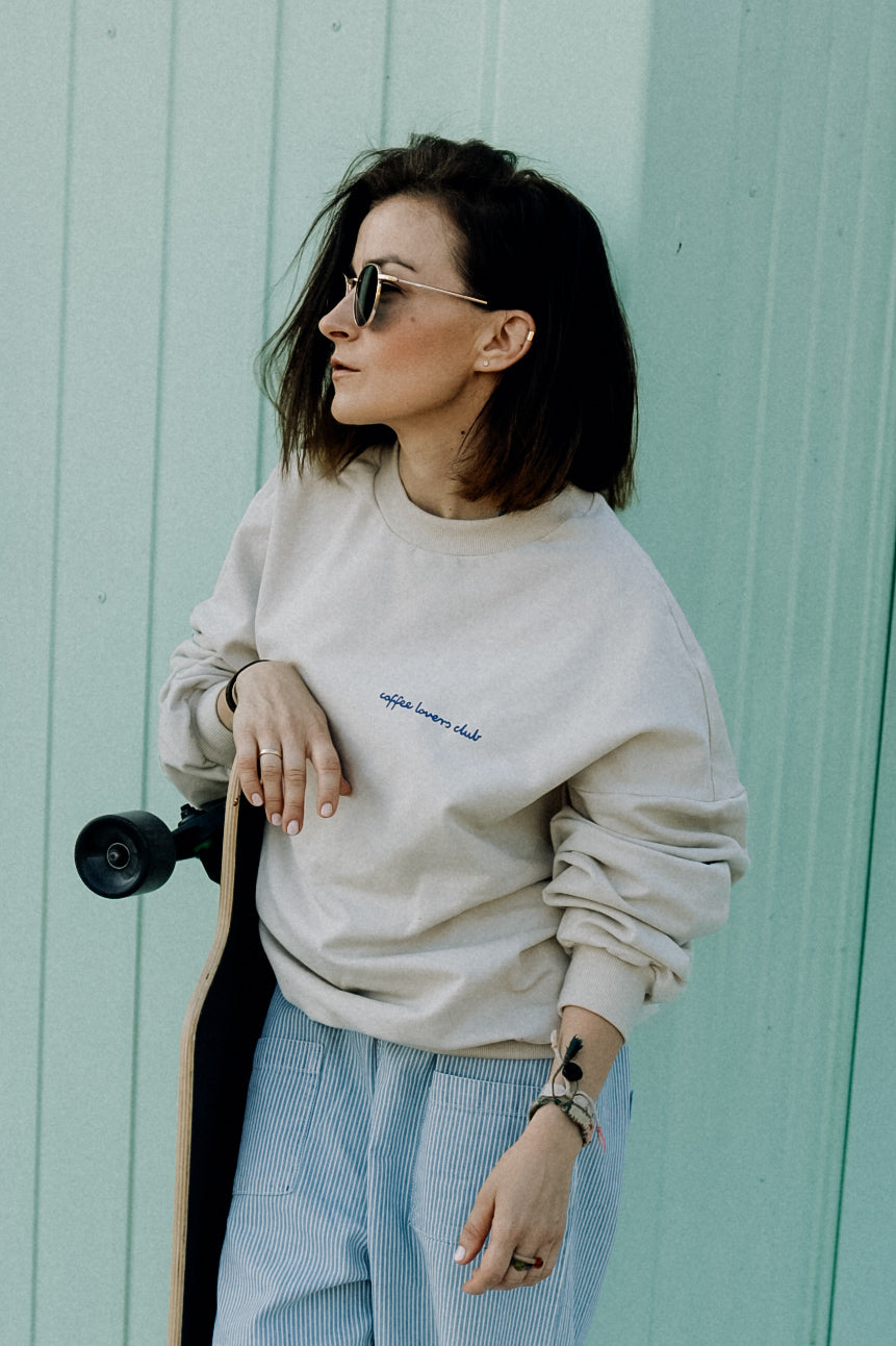 PRE ORDER - BIG COFFEE LOVER AUF CREME - ERWACHSENEN SWEATSHIRT