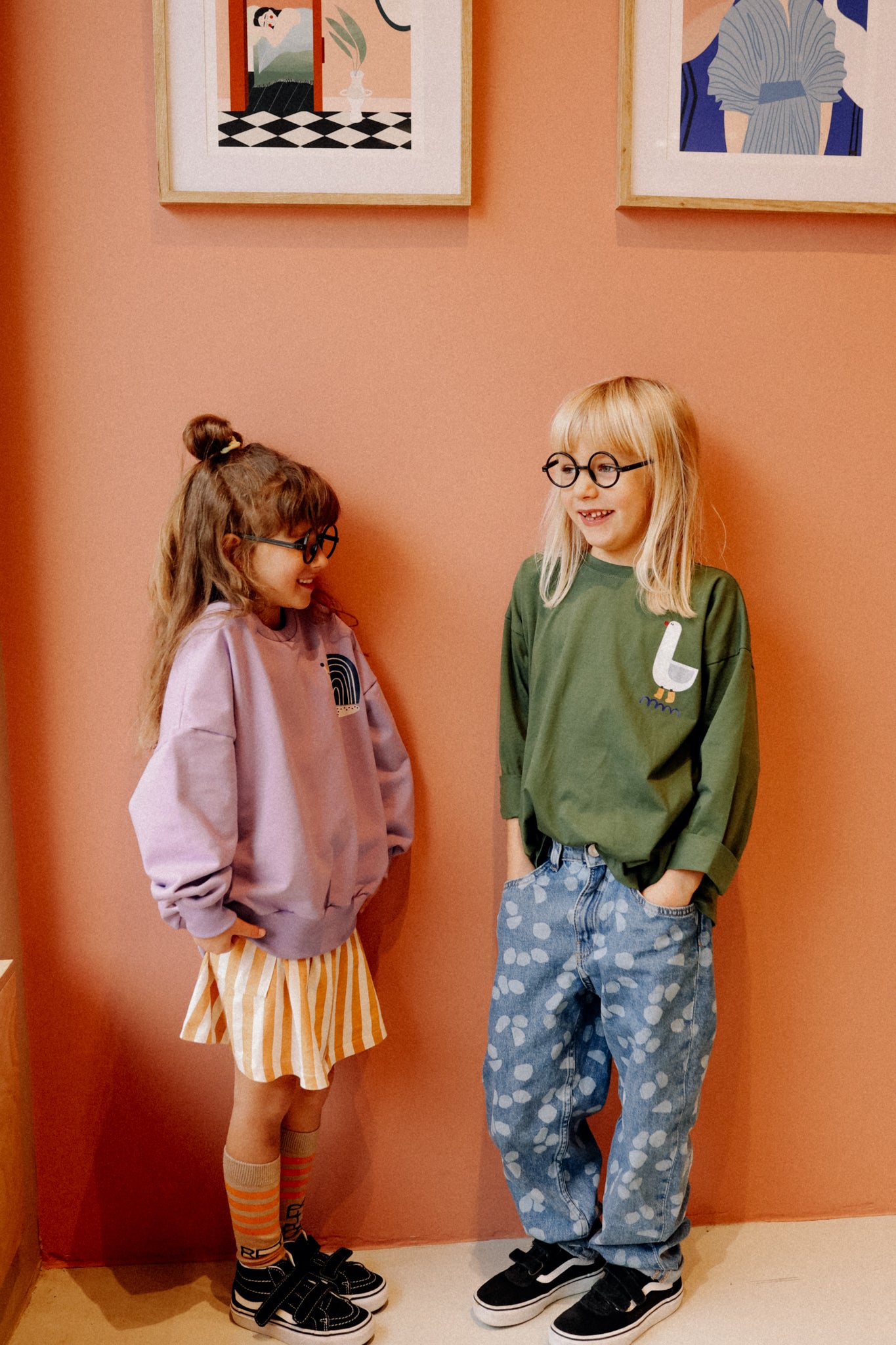 GANS AUF GRÜN OVERSIZED LONGSLEEVE ( LIEFERUNG CA. 14 TAGE)