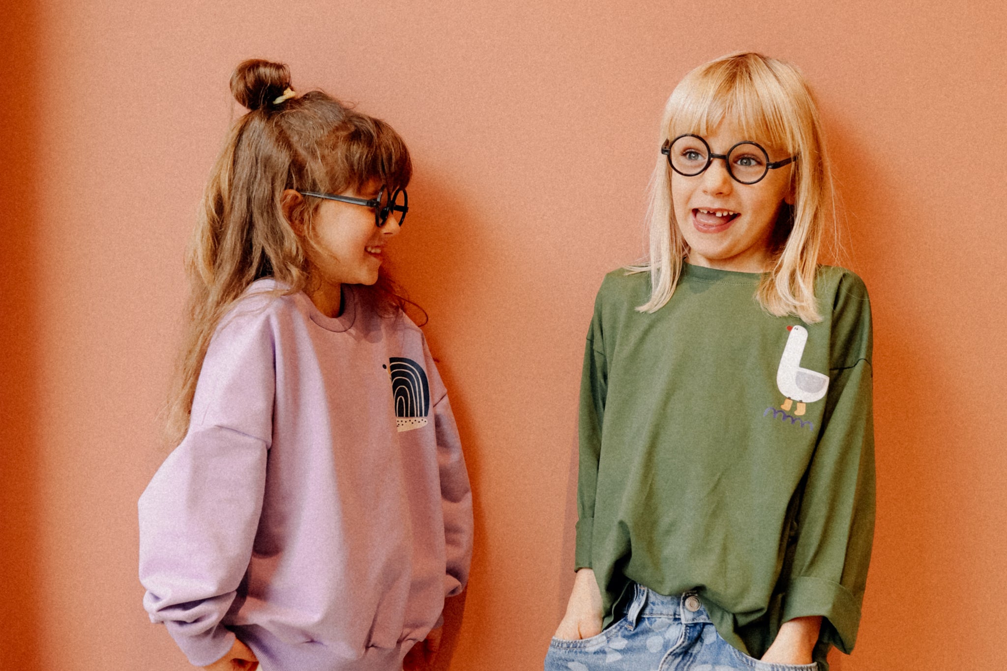 GANS AUF GRÜN OVERSIZED LONGSLEEVE ( LIEFERUNG CA. 14 TAGE)