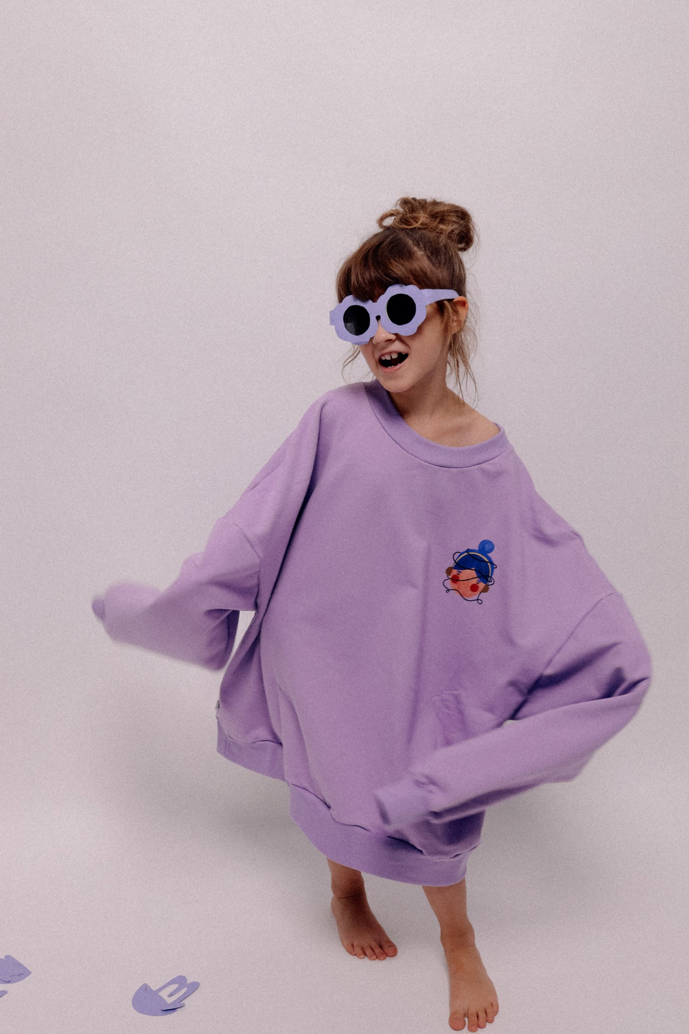 PRE ORDER - GIRL AUF LILA - ERWACHSENEN SWEATSHIRT