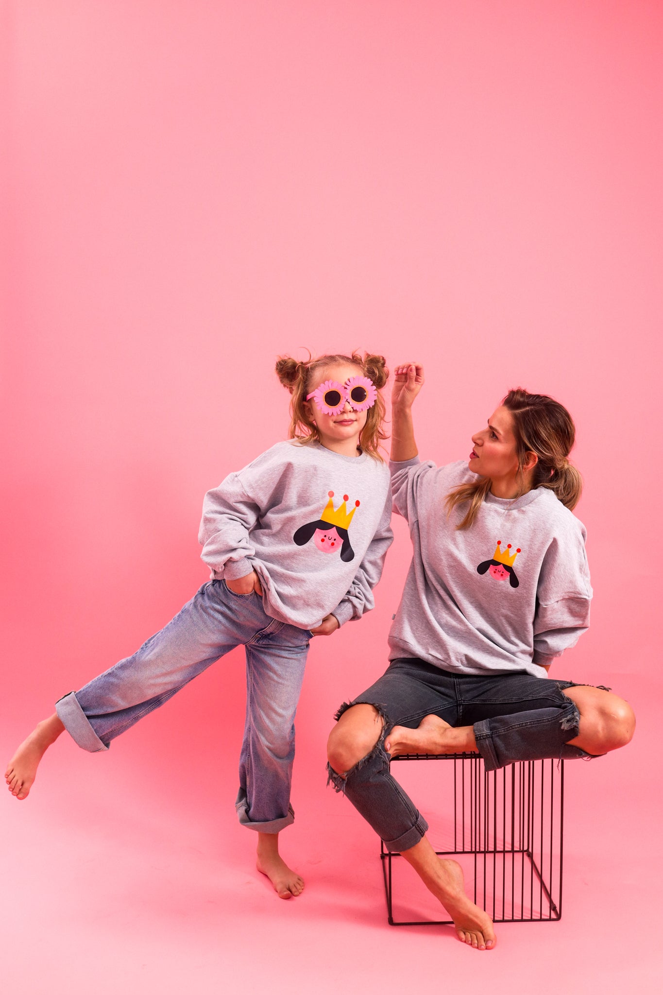 QUEEN AUF GRAU MELIERT SWEATSHIRT (LIEFERZEIT CA. 14 TAGE)