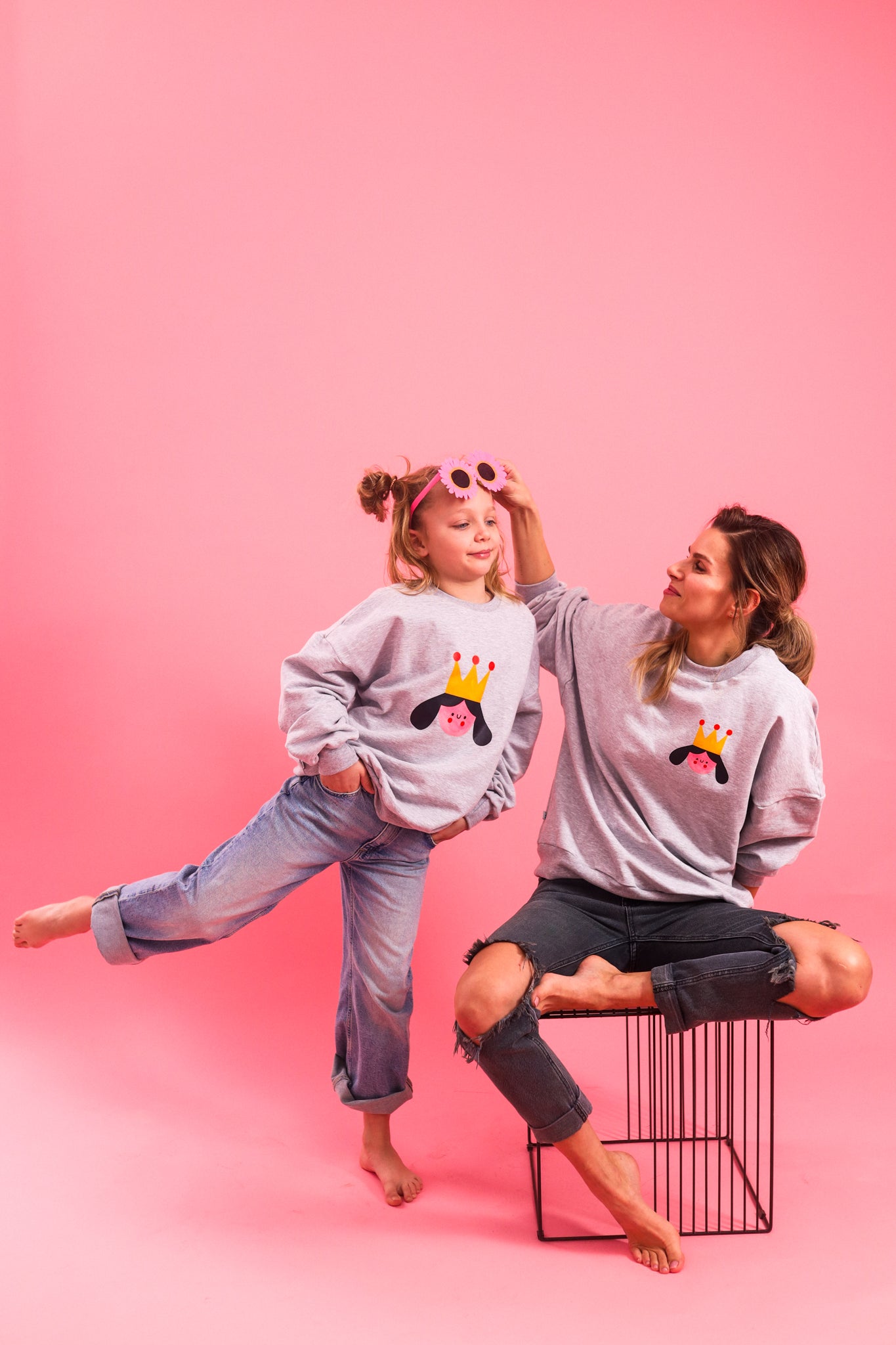 QUEEN AUF GRAU MELIERT SWEATSHIRT (LIEFERZEIT CA. 14 TAGE)