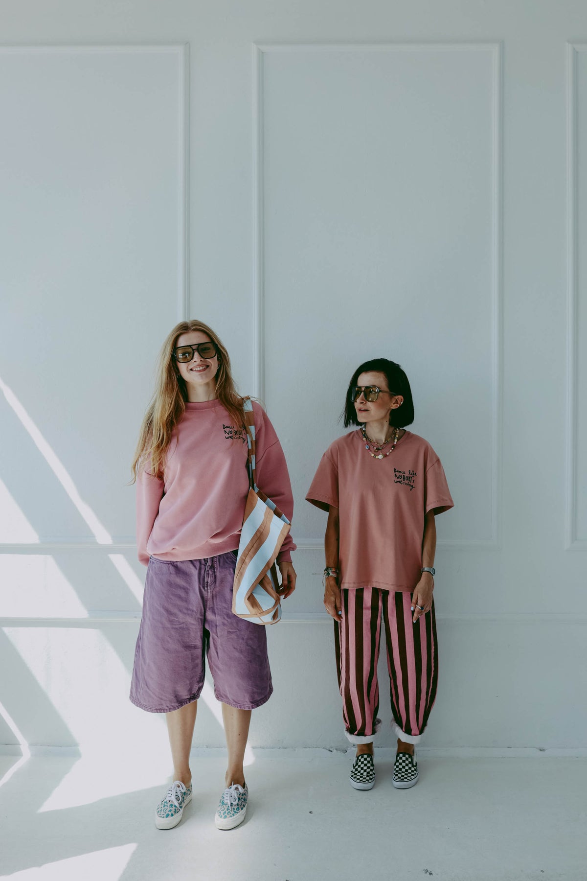 DANCE - OVERSIZED SWEATSHIRT - Halfbird x DGU - Art Kollektion