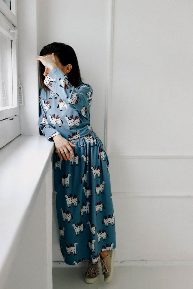 PFERDE AUF BLAU - ERWACHSENEN ROCK