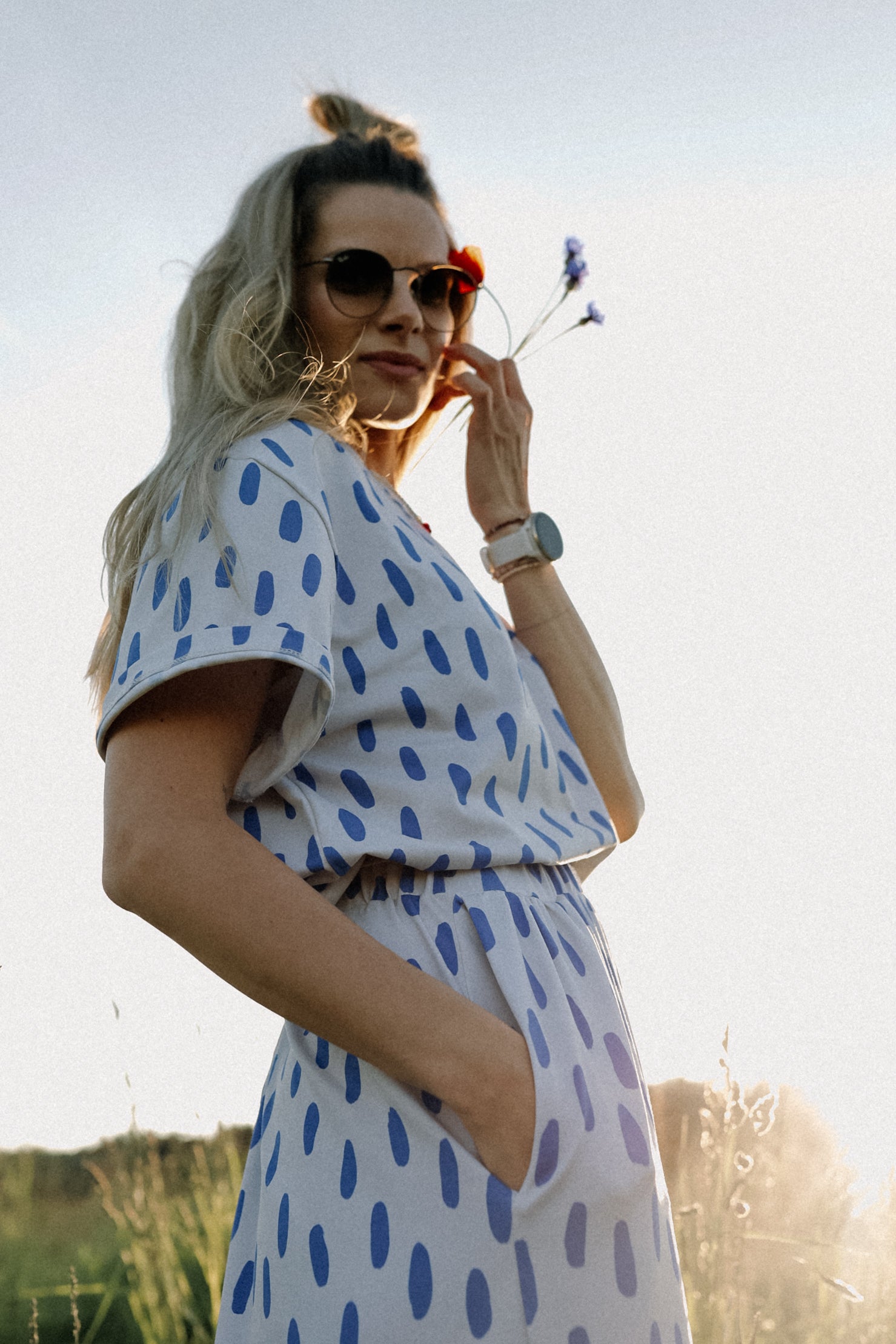 REGEN ALL OVER PRINT- BOXY T-SHIRT ( LIEFERUNG CA. 14 TAGE)