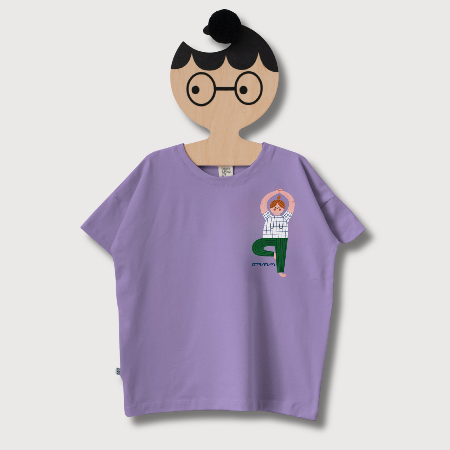 YOGA AUF LILA -  ERWACHSENEN T-SHIRT (ANFERTIGUNG CA. 14 TAGE)
