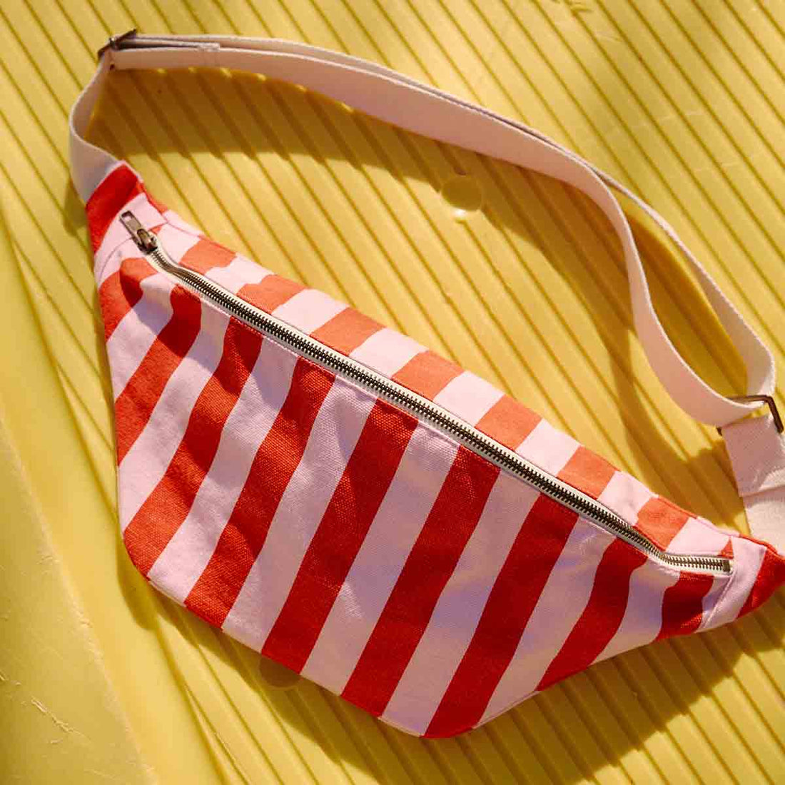 CROSSBODY BAG TOMATE + CANDY PINK