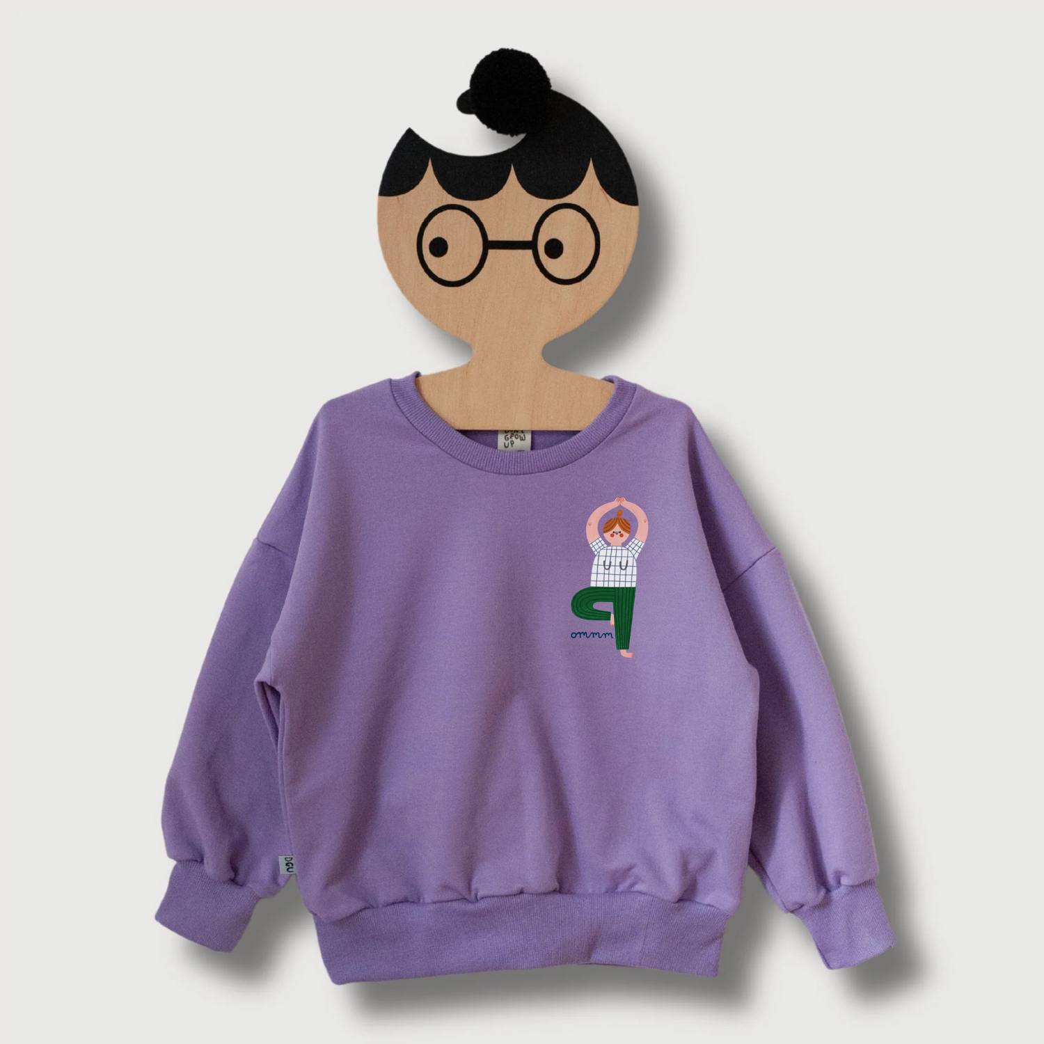 ERWACHSENEN SWEATSHIRT- YOGA  AUF LILA (LIEFERUNG CA. 14 TAGE)