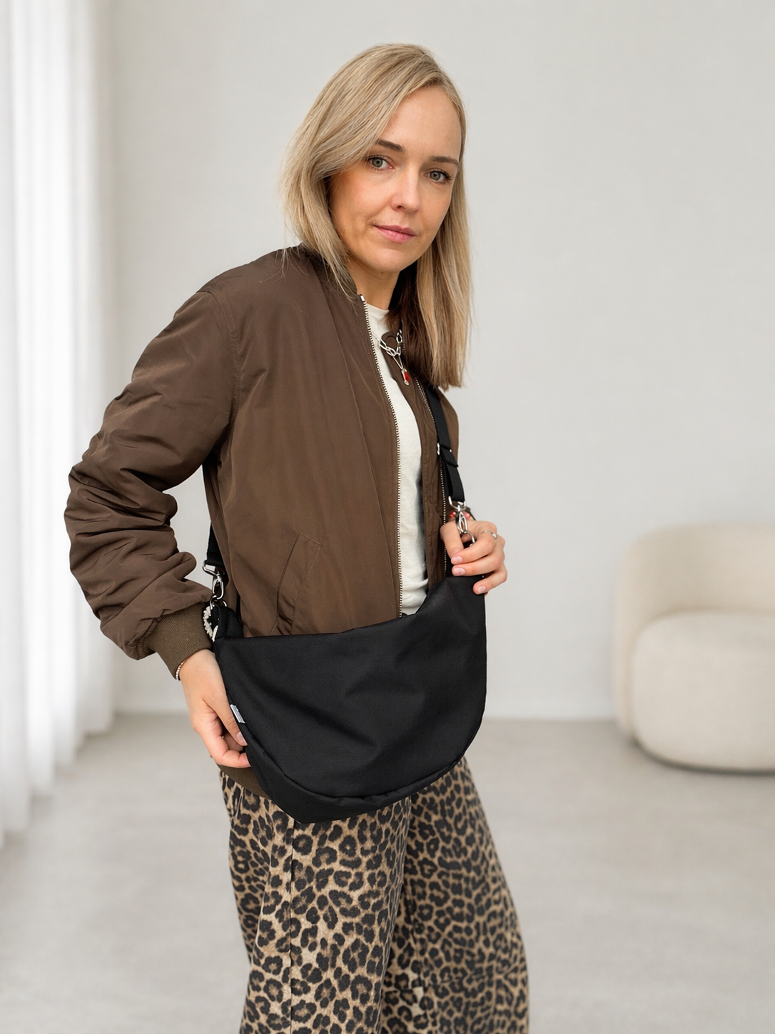 CROSSBODY BAG - WEATHER - LEO SAND + SCHWARZ