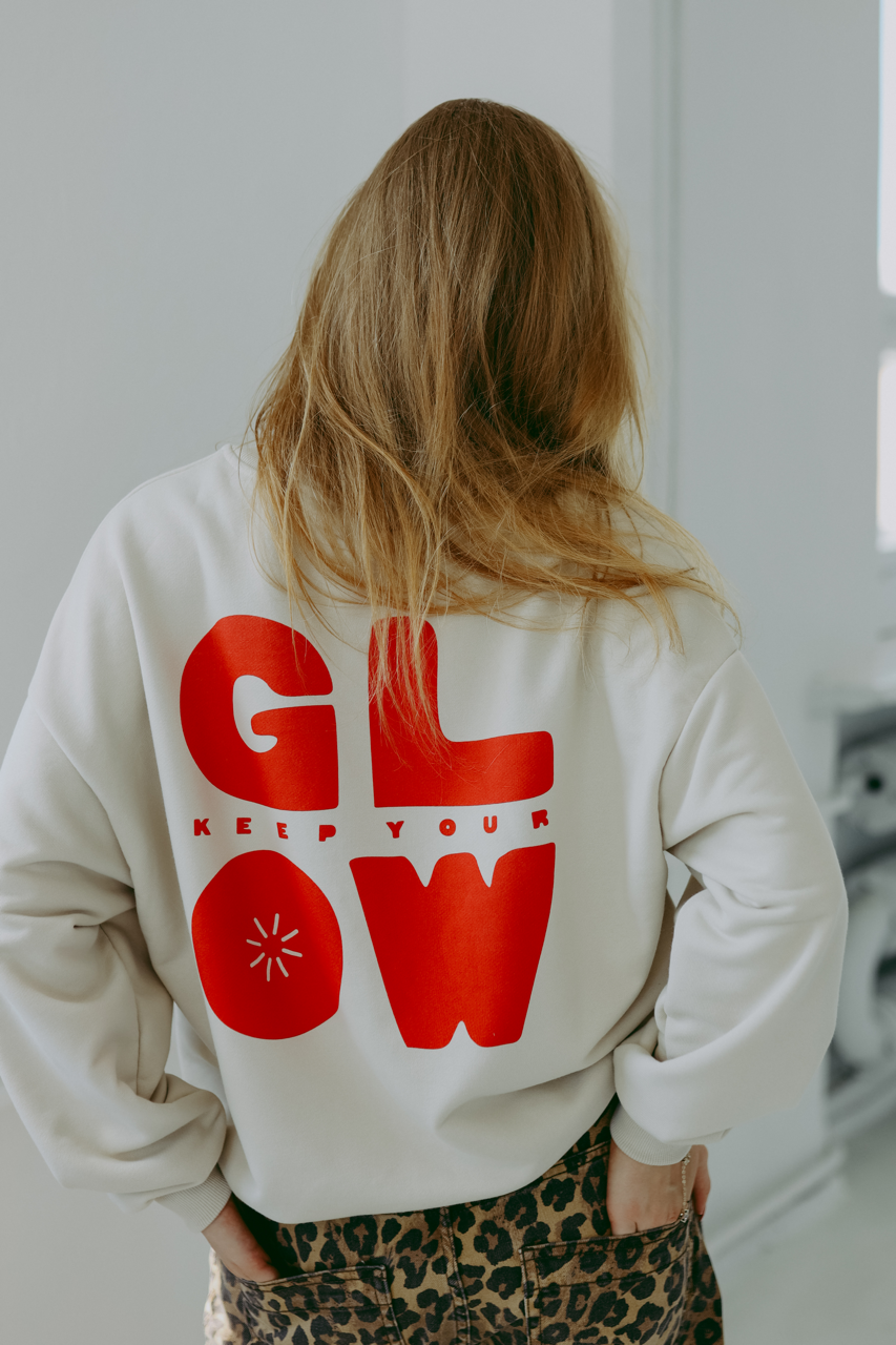 Glow - Oversized Sweatshirt - Creme