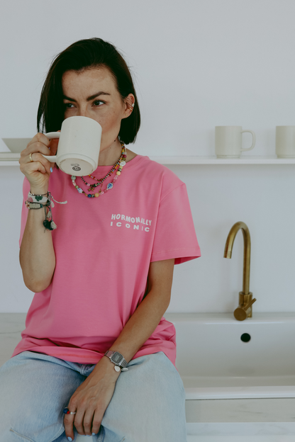 Hormonally Iconic - Erwachsenen T-Shirt - Pink