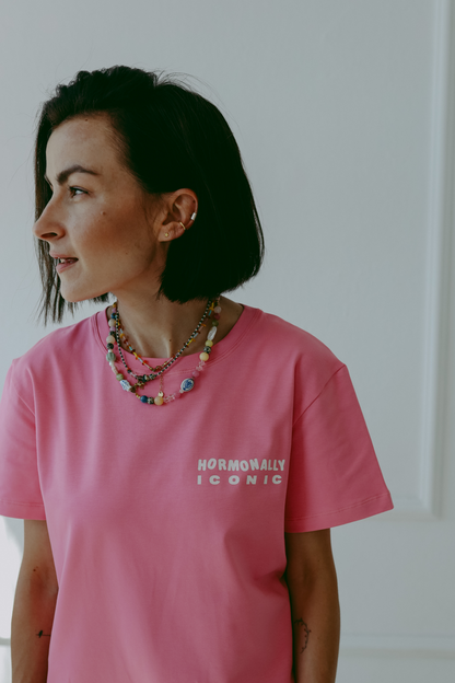 Hormonally Iconic - Erwachsenen T-Shirt - Pink