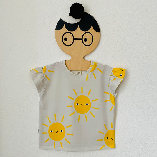 SONNE SHIRT MIT GERÜSCHTEN ÄRMELCHEN