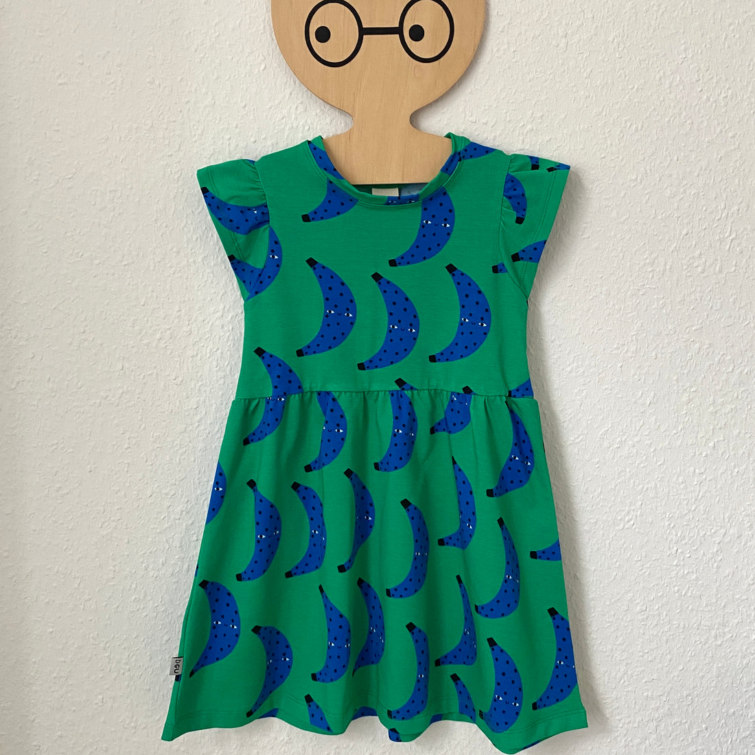 BANANA DRESS WITH RUFFLED SLEEVES