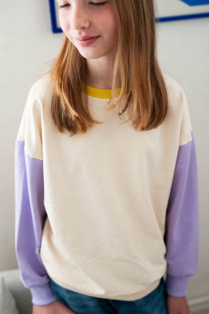 BISQUIT COLOR BLOCKING SWEATSHIRT (LIEFERZEIT. CA 14 TAGE)