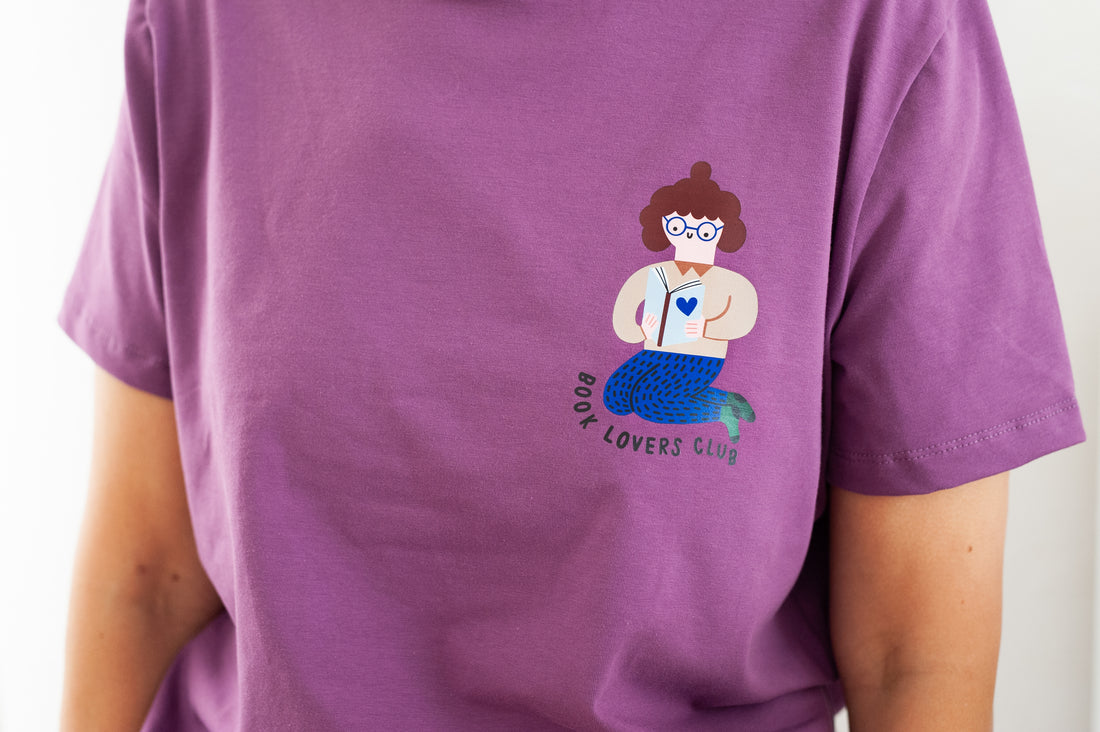 BLUE FLOWERS - ADULT T-SHIRT