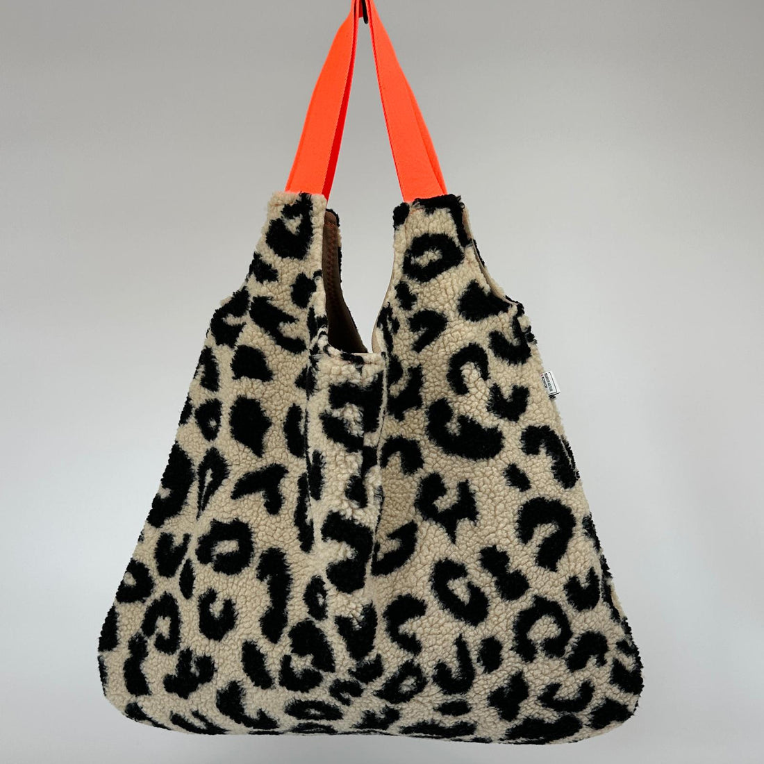SHOPPER - LEO SAND + NEON ORANGE