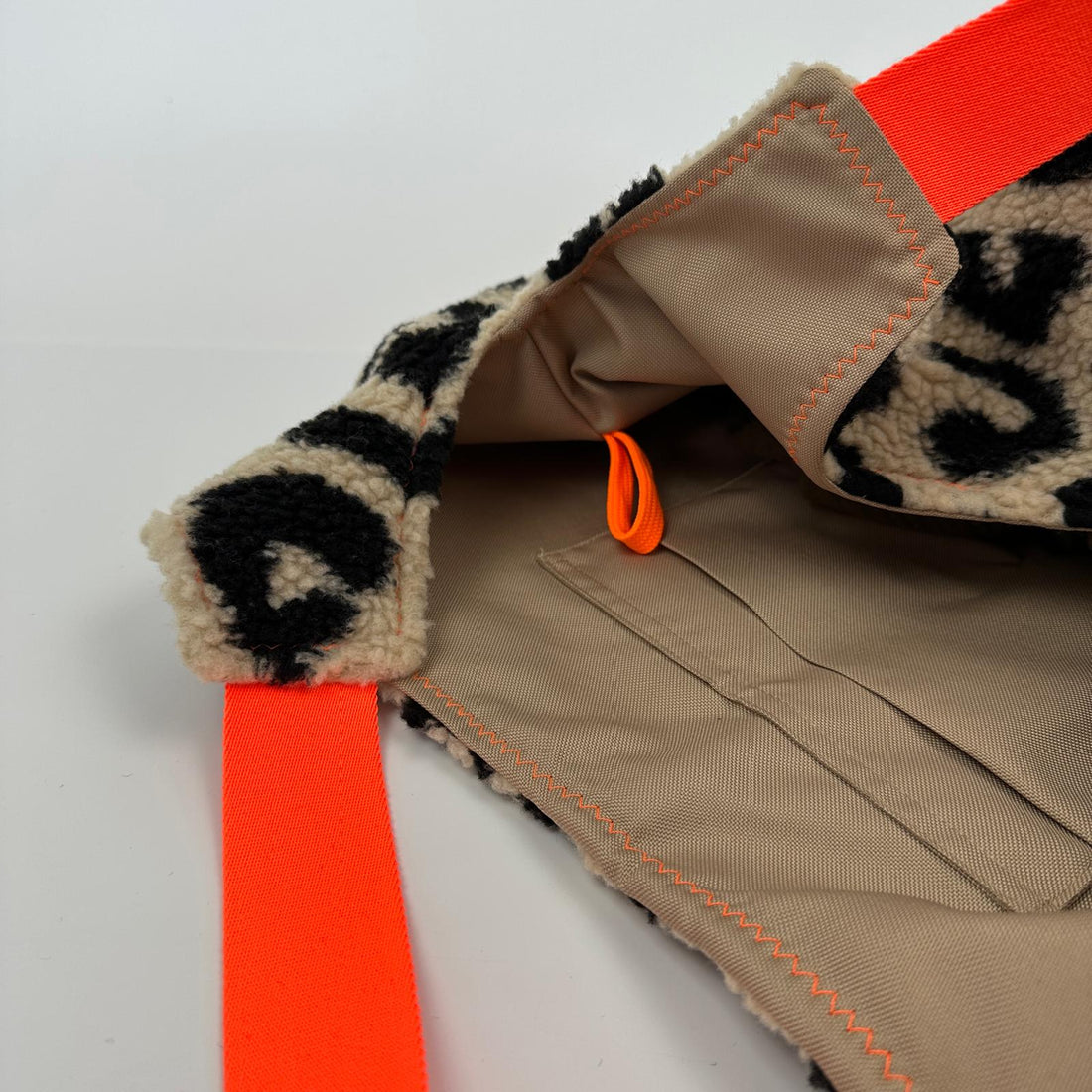 SHOPPER - LEO SAND + NEON ORANGE