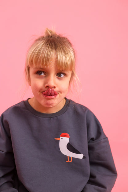 MÖWE AUF DUNKELGRAU SWEATSHIRT (LIEFERZEIT CA. 14 TAGE)