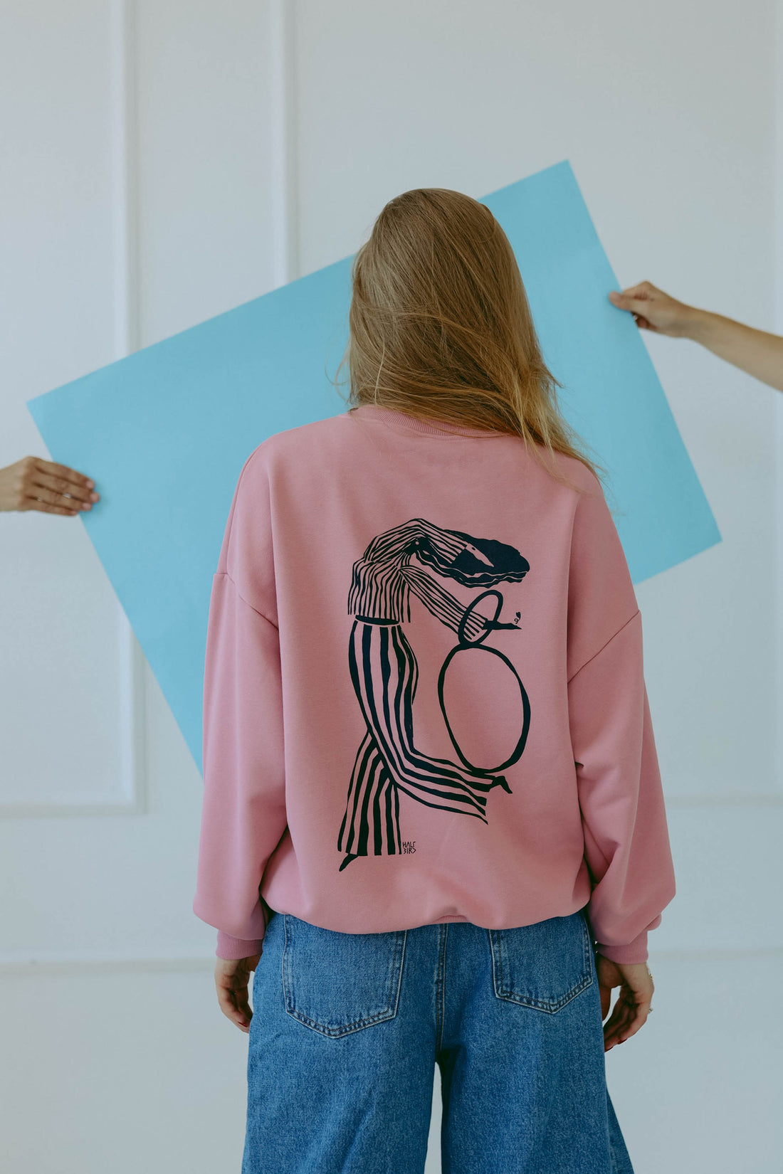 DANCE - OVERSIZED SWEATSHIRT - Halfbird x DGU - Art Kollektion