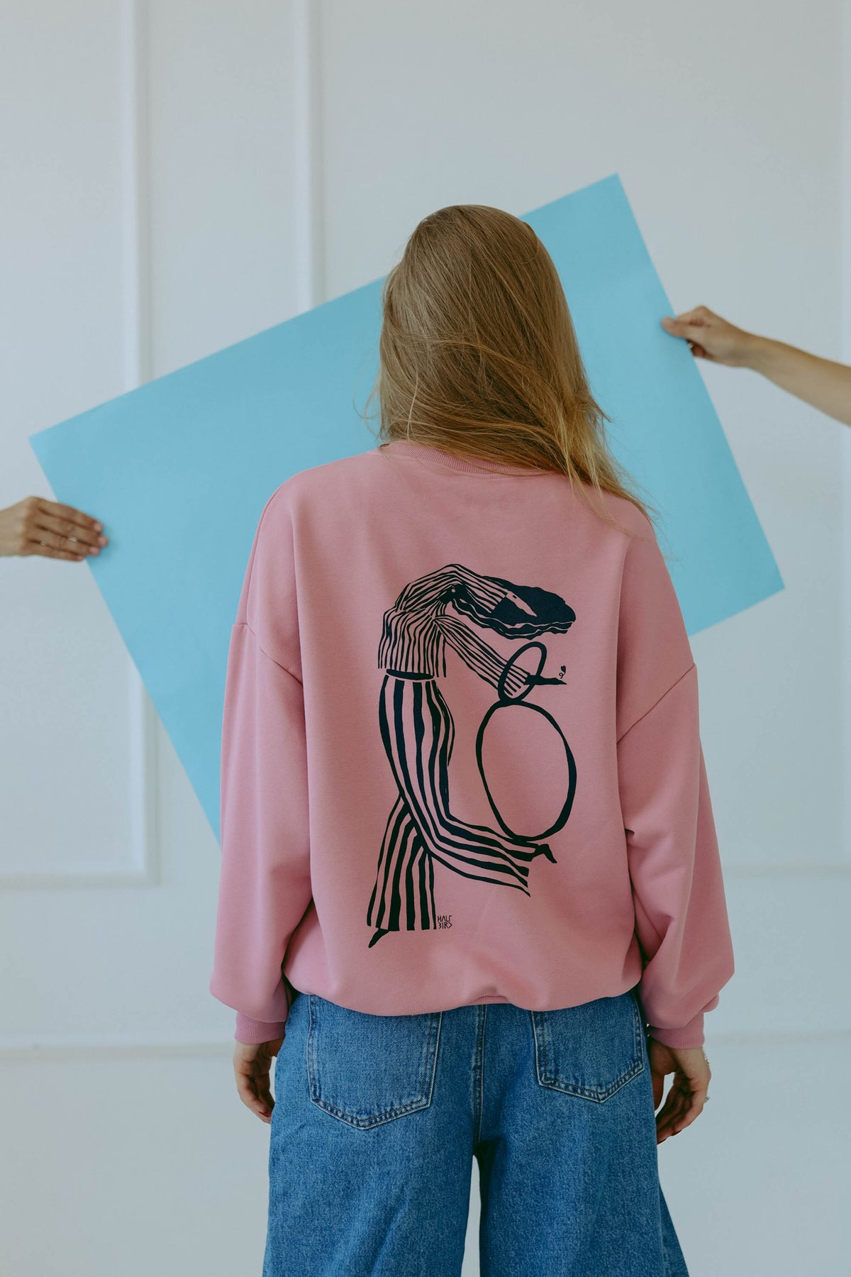 DANCE - OVERSIZED SWEATSHIRT - Halfbird x DGU - Art Kollektion