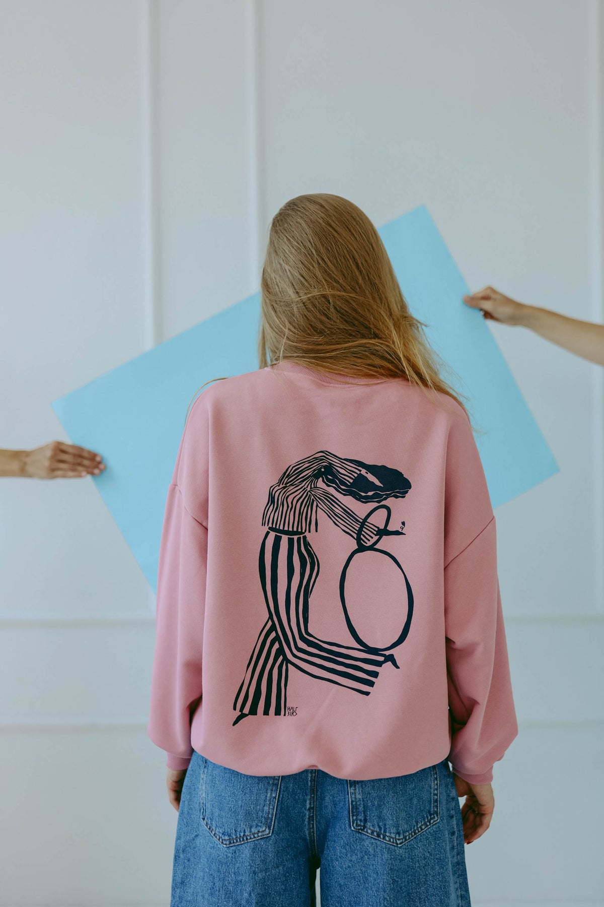 DANCE - OVERSIZED SWEATSHIRT - Halfbird x DGU - Art Kollektion