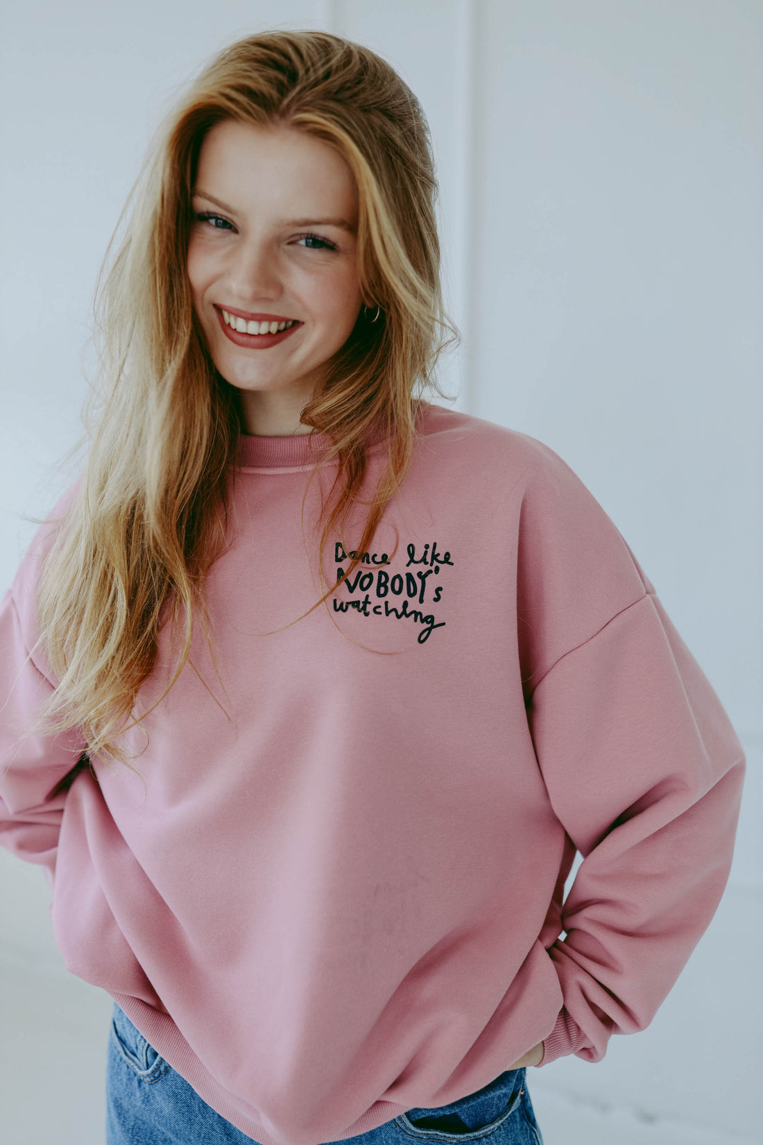 DANCE - OVERSIZED SWEATSHIRT - Halfbird x DGU - Art Kollektion